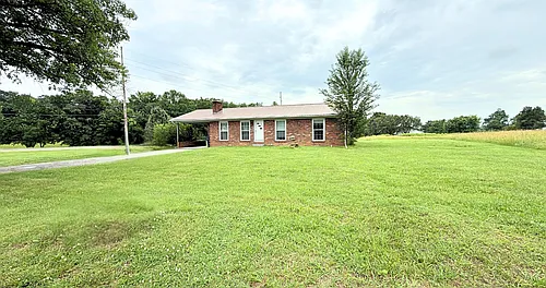 1235 E Broad St Photo 1