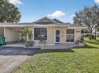 3673 W Forge Rd, Davie, FL 33328