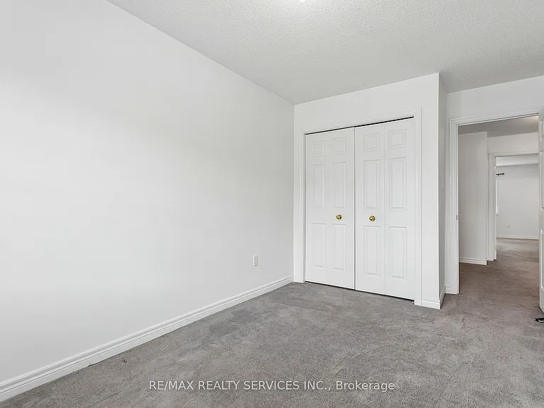 1385 Costigan Rd — Photo 16