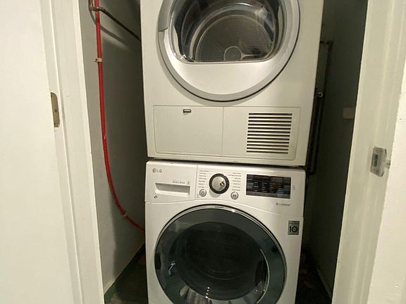 new in unit washer and dryer