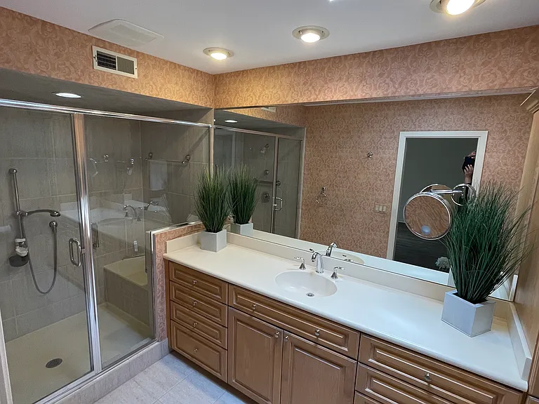 1119 Deerfield Rd — Photo 16