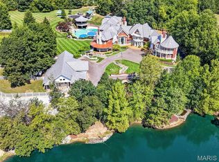 7 Hillside Ct, Wentzville, MO 63385