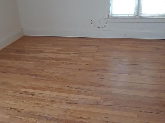 2nd image of 127 W Harrison Ave #2