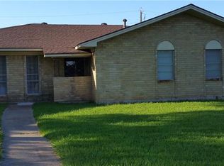 2755 Groveridge Dr, Dallas, TX 75227