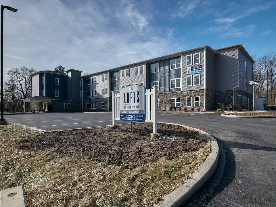 Lofts at Sand Springs
