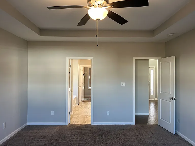 401 Tivoli Way — Photo 12