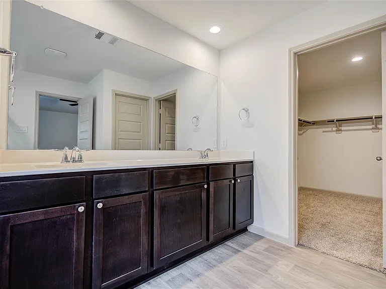 3507 Telford Ln — Photo 32