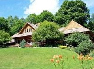 15 Beacon Hill Rd, Strafford, VT 05072