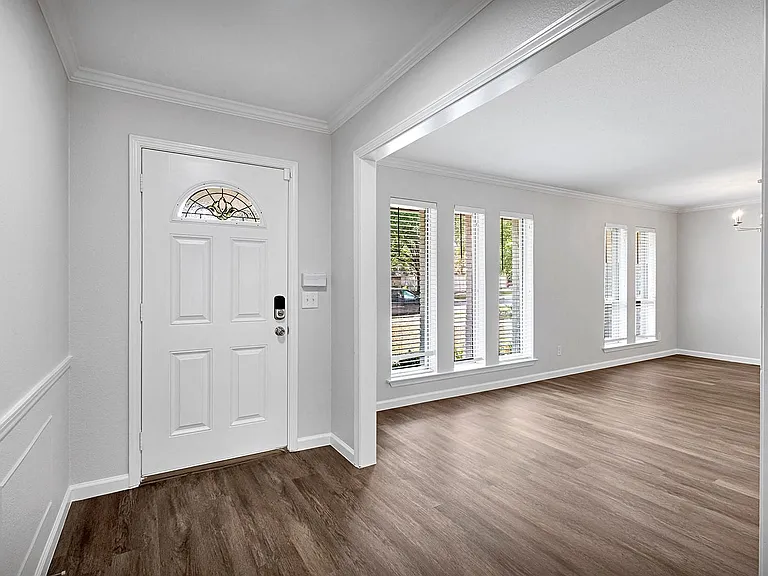 1316 Edgefield Dr — Photo 13