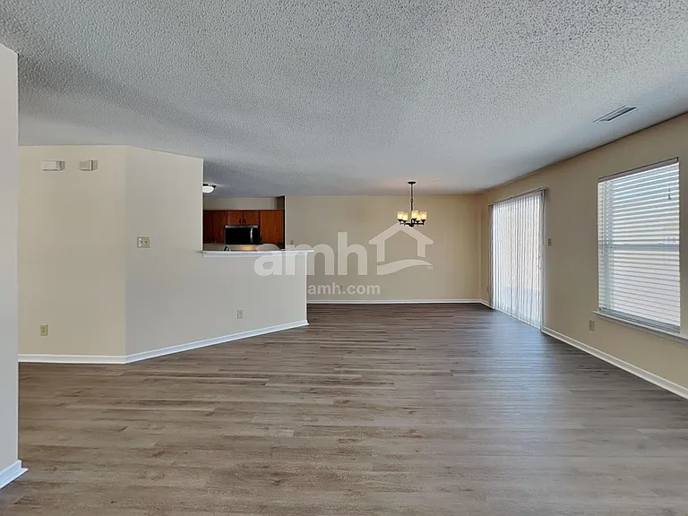 10002 Big Bend Dr — Photo 7