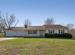 19502 Settles Station Rd, Camden Point, MO 64018