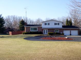 10729 County Farm Rd, Parma, MI 49269