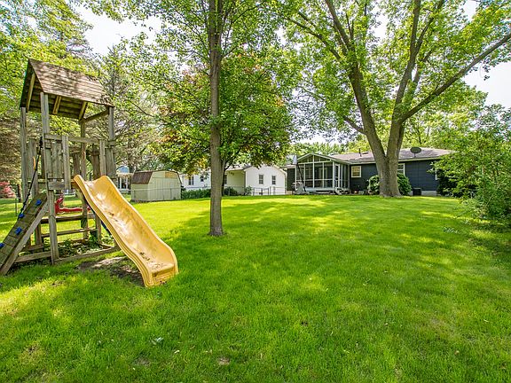 4th image of 288 Windsor Dr NE