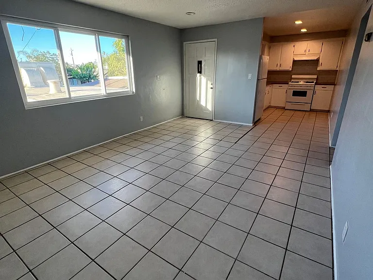 127 Wilson Ave #1 — Photo 18