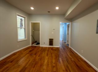 838 S 16th St, Newark, NJ 07108