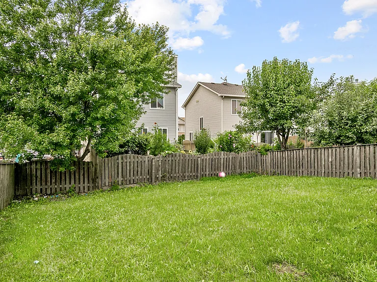 678 Zachary Dr — Photo 21