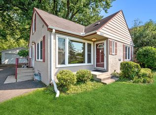 1812 Kennard St, Saint Paul, MN 55109