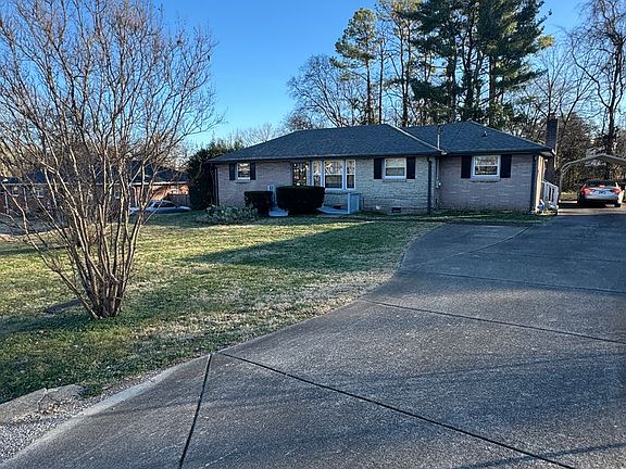 2nd image of 1908 Berkshire Dr