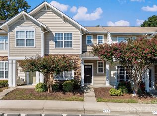 975 Copperstone Ln, Fort Mill, SC 29708