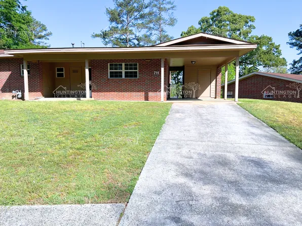 711 Olmstead St, Warner Robins, GA 31098