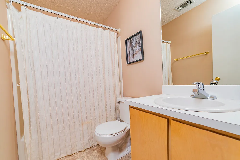 484 Fairchase Ct — Photo 4