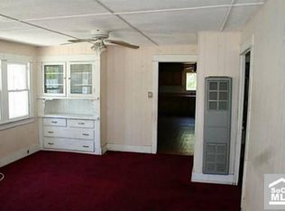934 W Pine St, Santa Ana, CA 92703