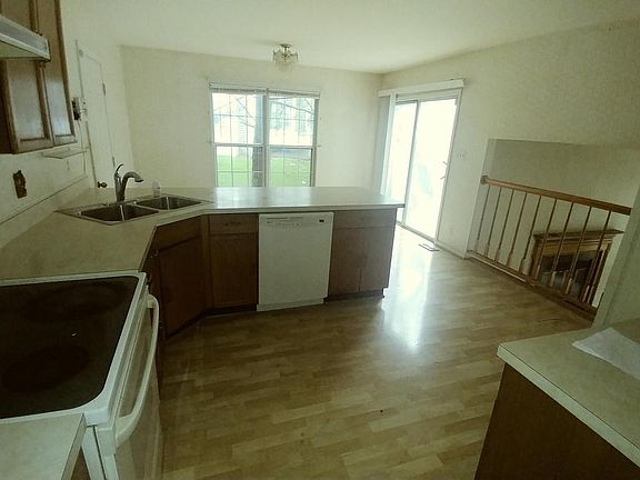 4th image of 16835 Francis West Ln