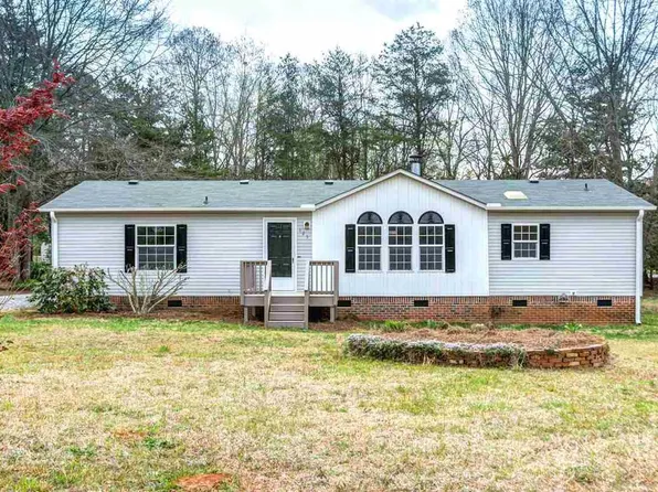 125 Harrison Pond Rd, Campobello, SC 29322