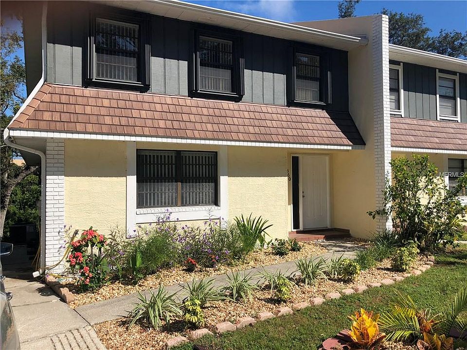 1st image of 1360 Abbey Crescent Ln