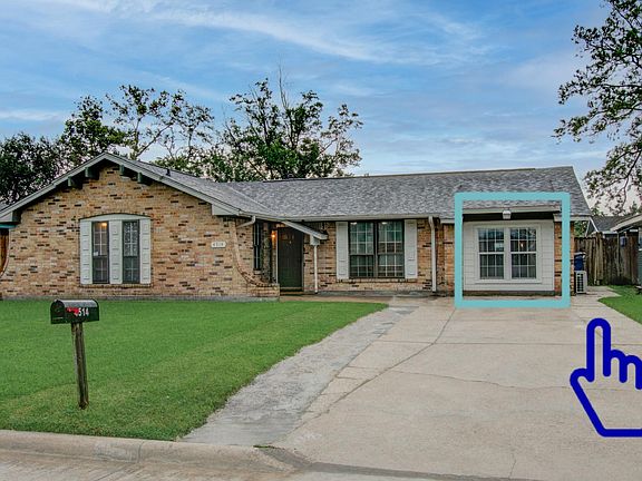 Private room with full bathroom, queen size bed, desk, mini fridge, microwave, coffee machine. Access home via front door.