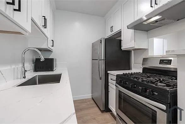 12710 Matteson Ave #3 — Photo 4