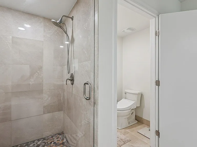 2640 Lake Shore Dr #2312 — Photo 37