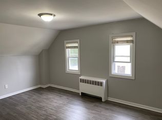 610 Roosevelt Ave #B, Glenside, PA 19038