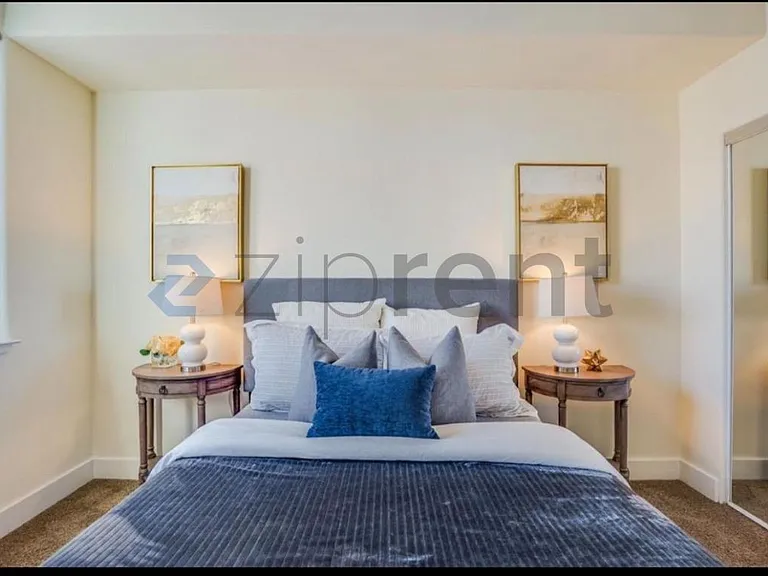851 Van Ness Ave #306 — Photo 14