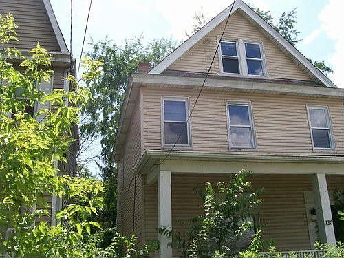3rd image of 519 Fairywood St