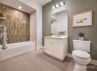 12 Park Ave, North Brunswick, NJ 08902