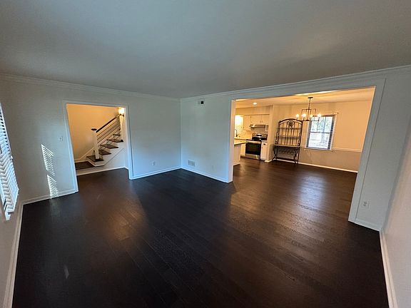 3rd image of 6349 Forest Way Dr
