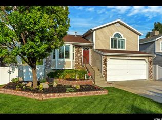 6531 S Castleford Dr, Taylorsville, UT 84129