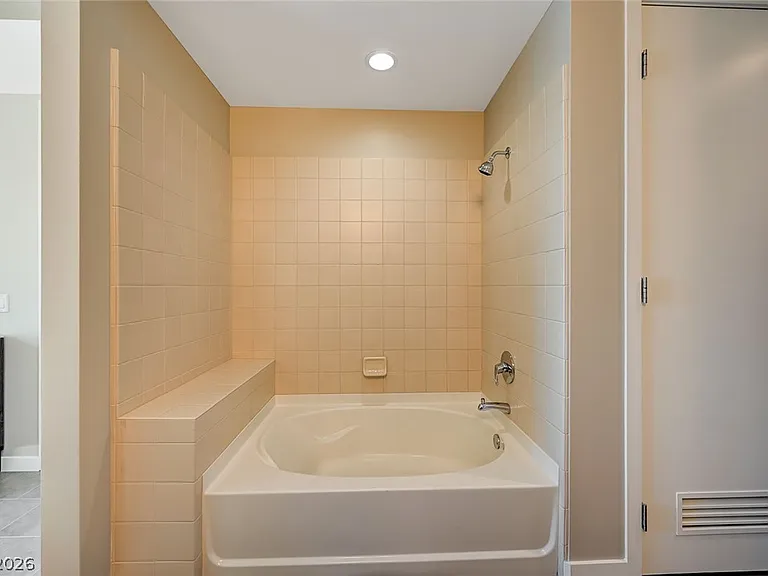 353 E Bonneville Ave #439 — Photo 22