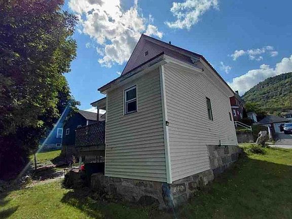 5th image of 636 2nd Ave
