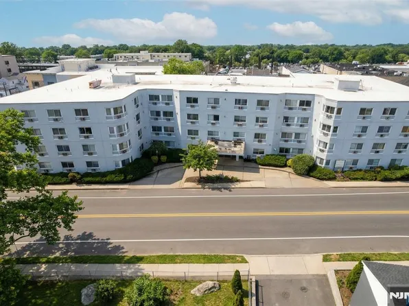 333 Grand Ave, Palisades Park, NJ