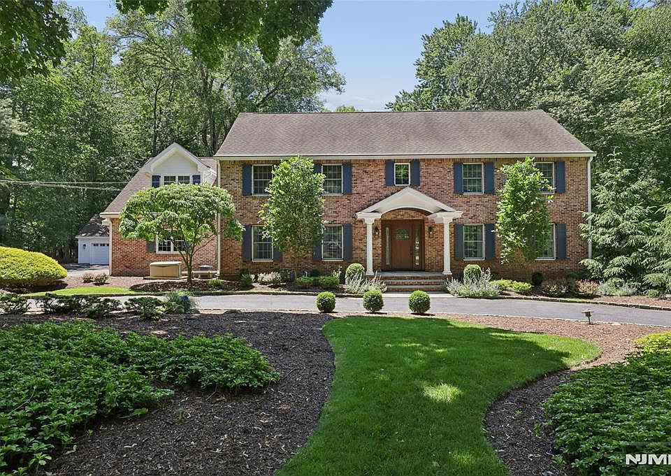 1st image of 27 Duane Ln