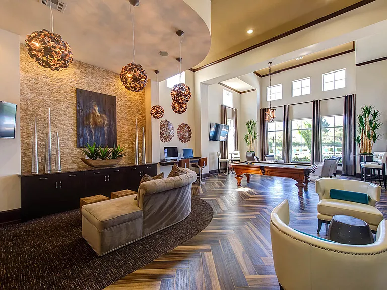 Callista Hill Country Apartments — Photo 15