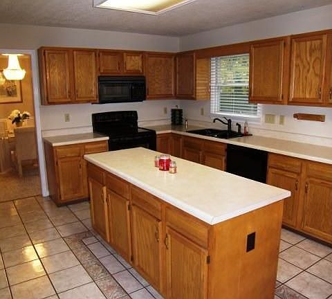 4th image of 339 Rachel Ln