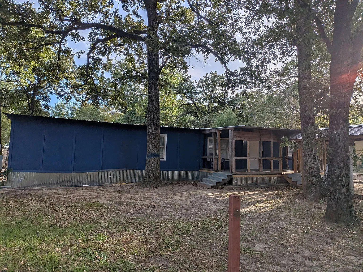 3 bed, 1200 sqft, $995 — Photo 1