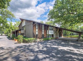 520 E 45th St, Kansas City, MO 64110