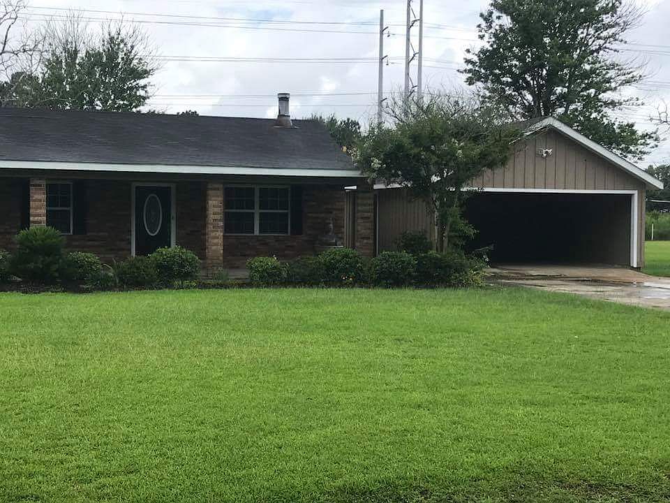 1st image of 405 Primrose Dr
