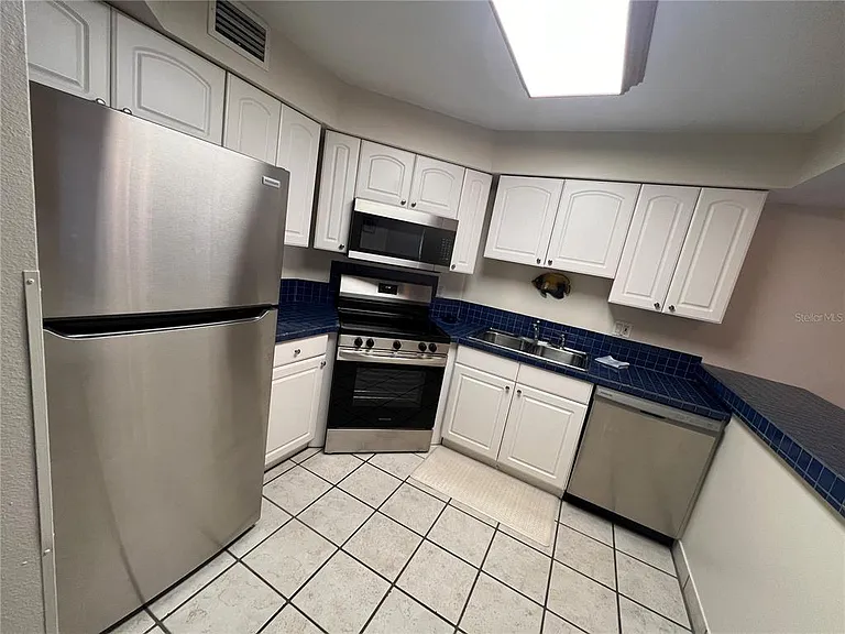 1515 Pinellas Way S #15 — Photo 17