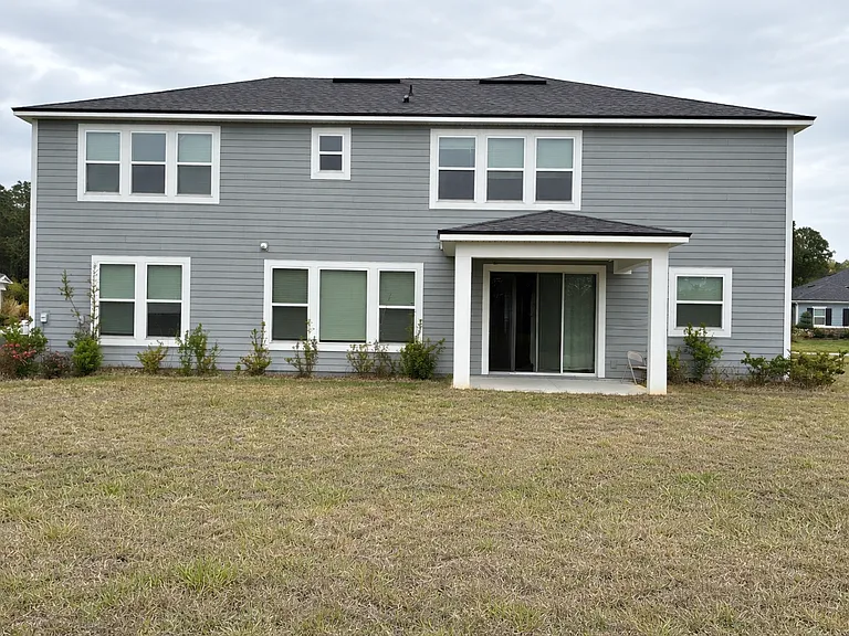 135 Fresnel Ln — Photo 2