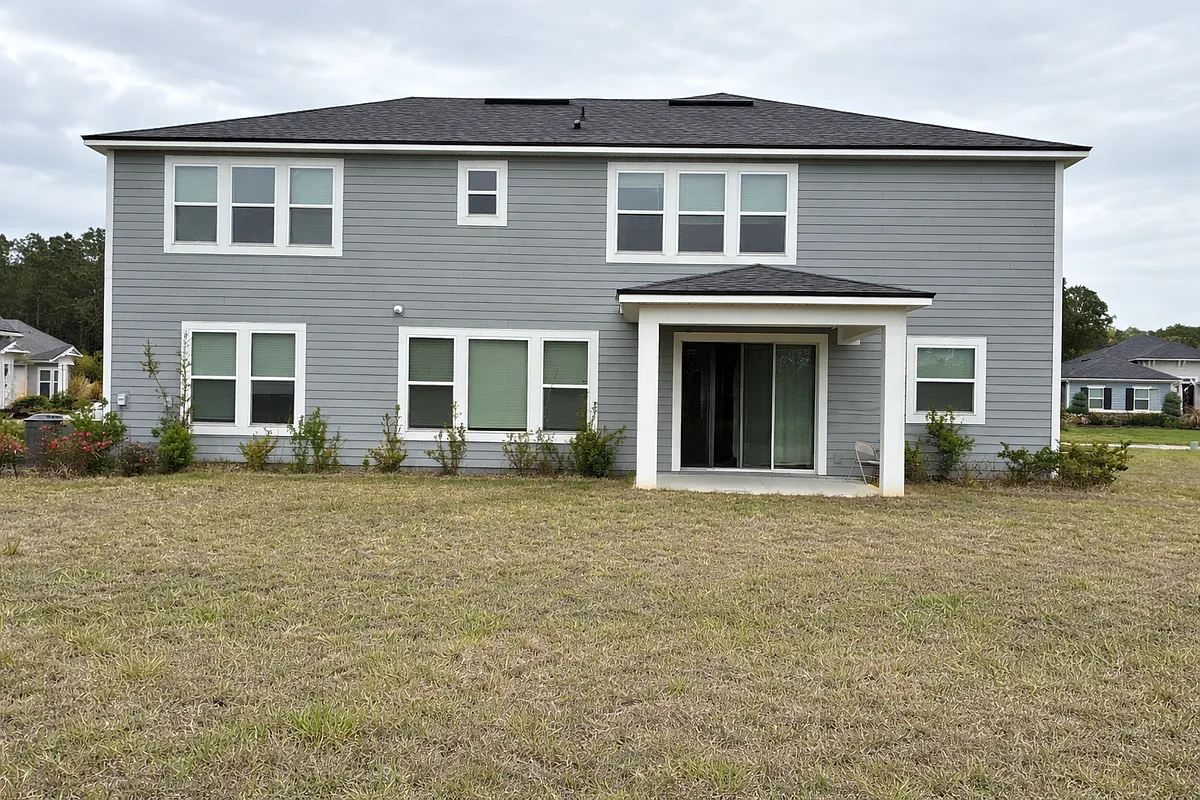 Building Photo - 135 Fresnel Ln
